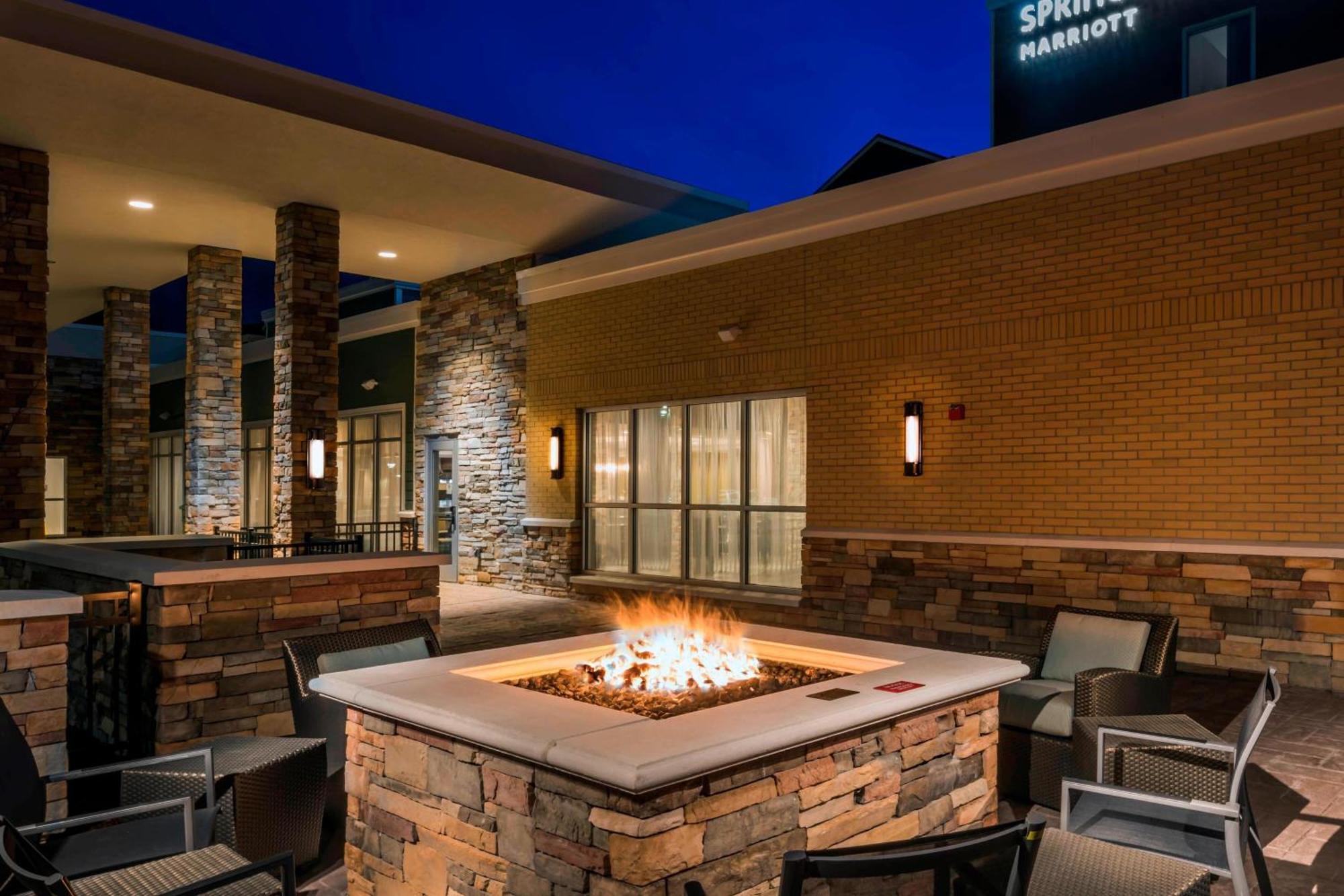 Springhill Suites By Marriott Fishkill Buitenkant foto