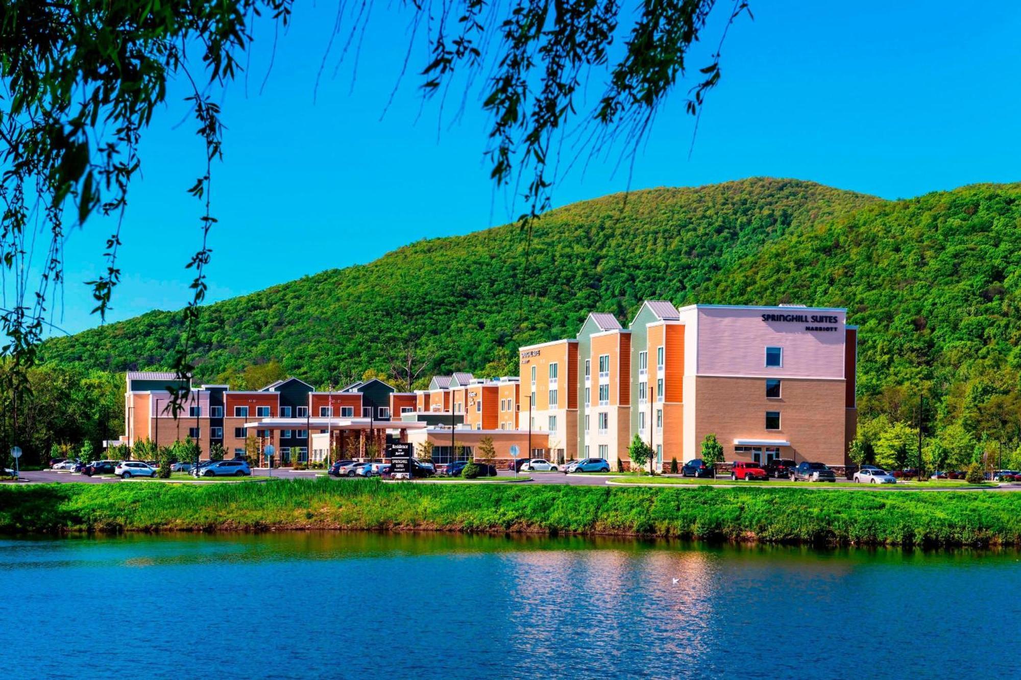 Springhill Suites By Marriott Fishkill Buitenkant foto